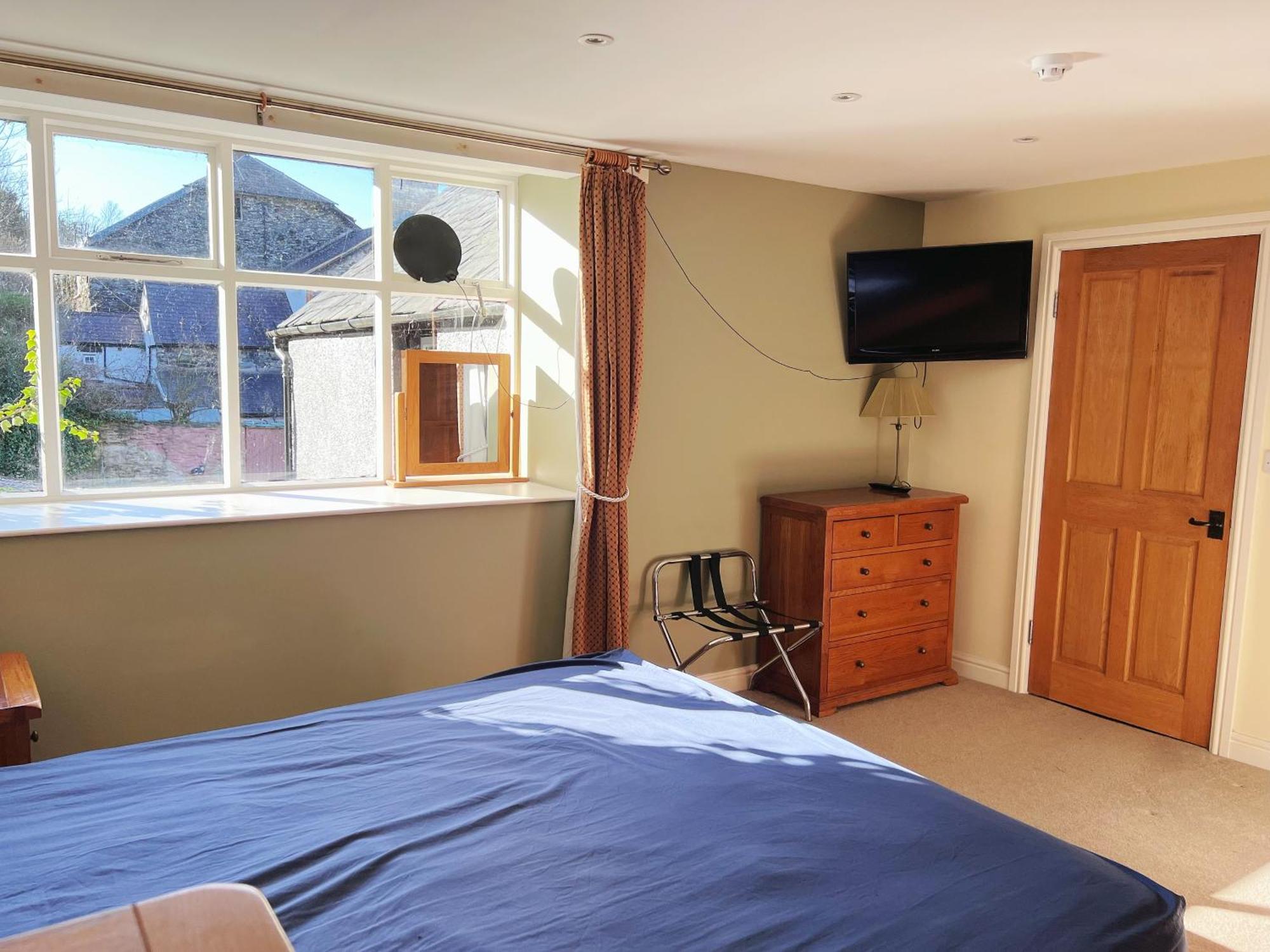 The Crown Hotel Corwen Eksteriør bilde